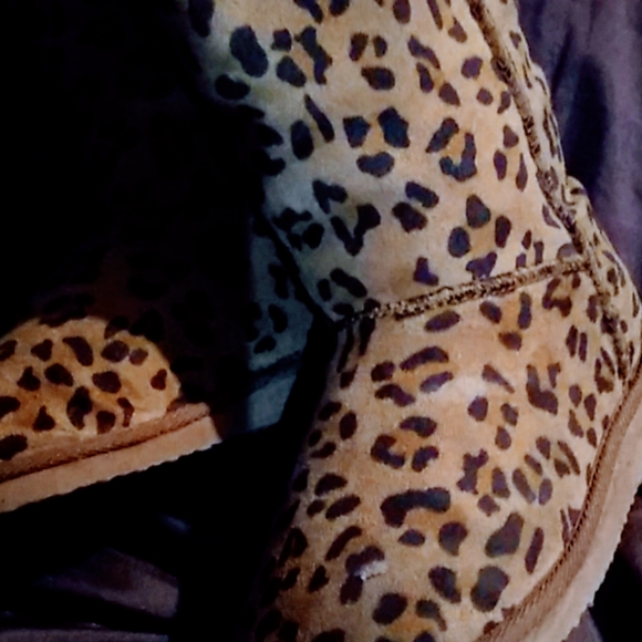 Soda cheetah print tall pull-on boots Size 6/7 - Picture 4 of 8